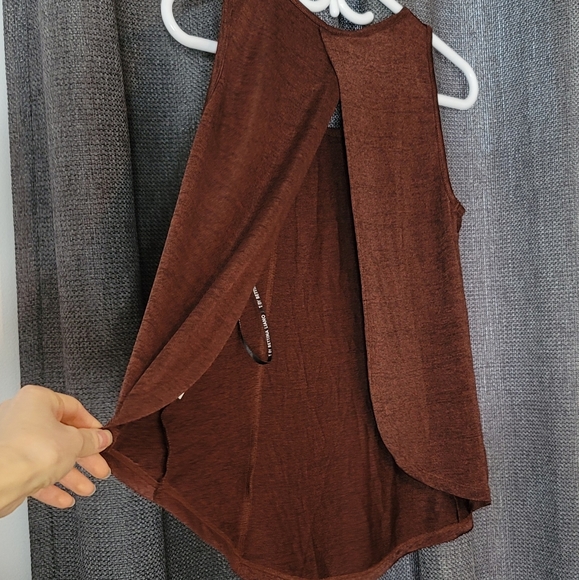 T by Bettina Liano sleeveless top - Picture 12 of 14